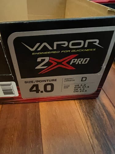 Used Bauer Regular Width Size 4 Vapor 2X Pro Hockey Skates