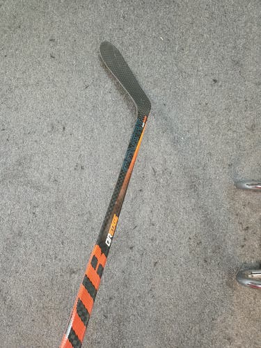 Intermediate Left Hand W28 Covert QR Edge Hockey Stick