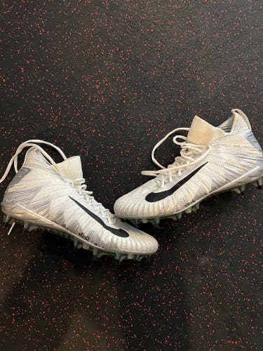 Nike Alpha Menace Elite Cleats Sz 11