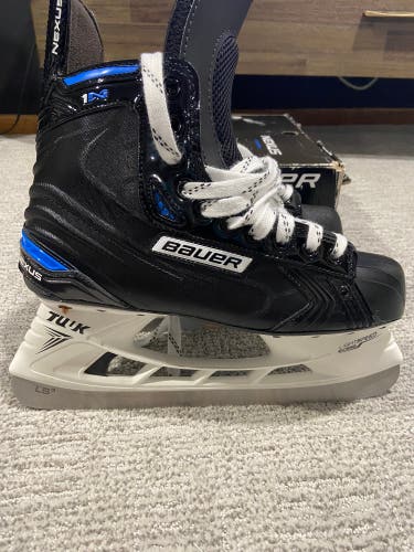 New Bauer Pro Stock 8 3/4 Gaborik Nexus 1N  8.5 9 skates
