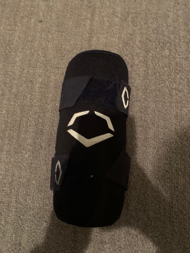 Used Senior EvoShield Shin Guards Leg guard