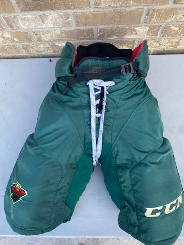 CCM HP45X Pro Stock Hockey Pants Medium Minnesota Wild Green 8531
