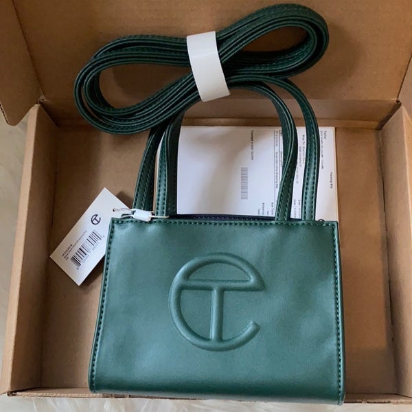 OLIVE GREEN SMALL TELFAR BAG REVIEW, WHAT FITS INSIDE