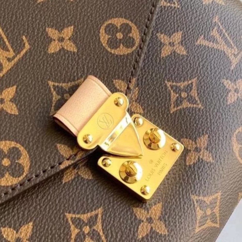 Louis Vuitton, Bags, Nwt Louis Vuitton M44875 Monogram Pochette Metis