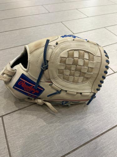 Used Rawlings Gg elite Right Hand Throw Softball Glove 12"