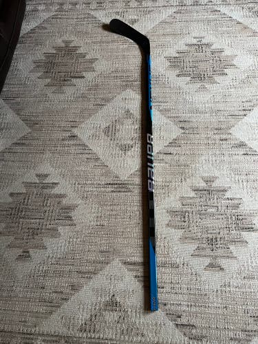 Bauer Nexus Sync Hockey Stick P92