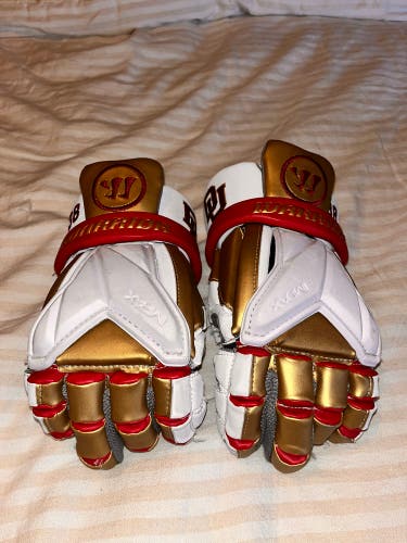 University of Denver Men’s Lacrosse Warrior Evo Pro 2019 Gloves