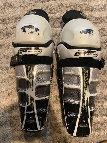 Used Bauer Jr 11 Inch Shin Pads