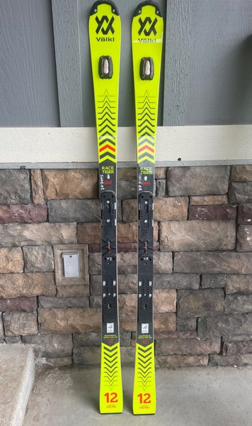 Used 2022 Volkl 165 cm Racing Racetiger SL Skis Without Bindings