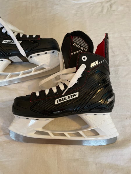 Youth Bauer Regular Width Size 4 Ns Hockey Skates