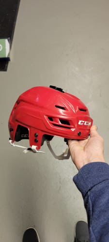 Red Medium CCM Tacks 310 Helmet
