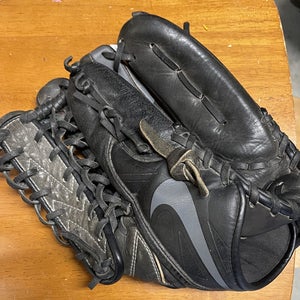 Nike MVP Glove, Softball - Baseball, Black