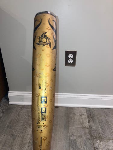 2023 Alloy (-3) 28 oz 31" Voodoo Bat