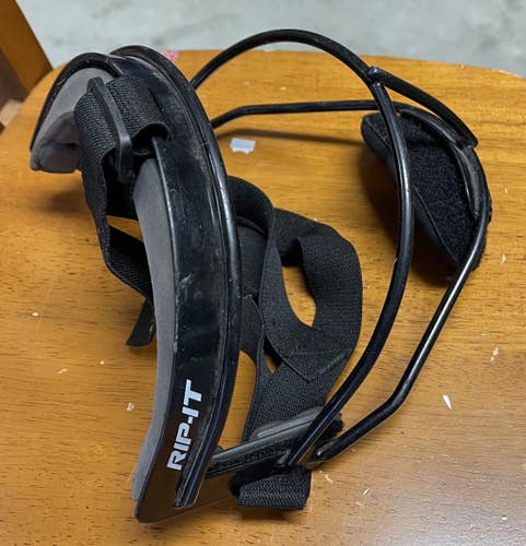 Rip It Face Guard, Softball