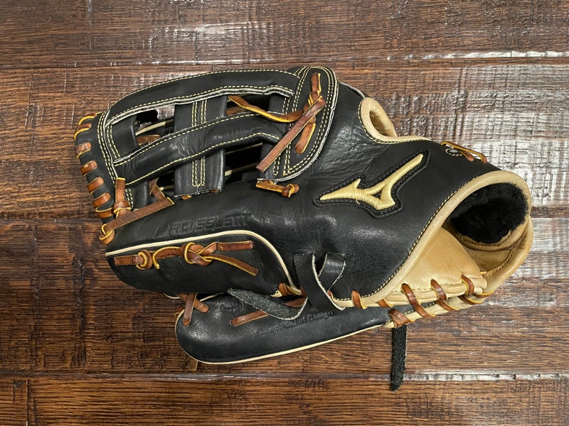 Used Left Hand Throw Mizuno Outfield Pro Select Baseball Glove 12.75"