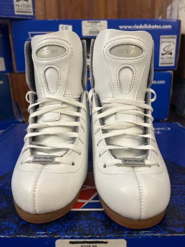 New Riedell Junior 29 Edge Boots only White Size 1 Wide