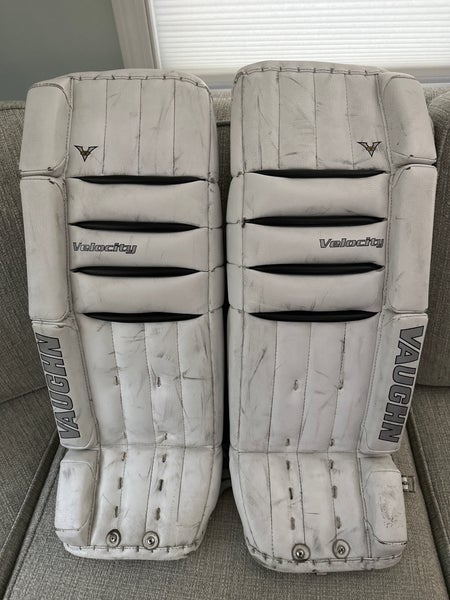 28" Vaughn Velocity V5 Goalie Leg Pads