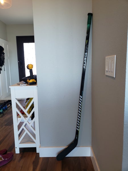 Senior Used Right Handed Warrior Alpha DX Pro Hockey Stick W01 65 flex