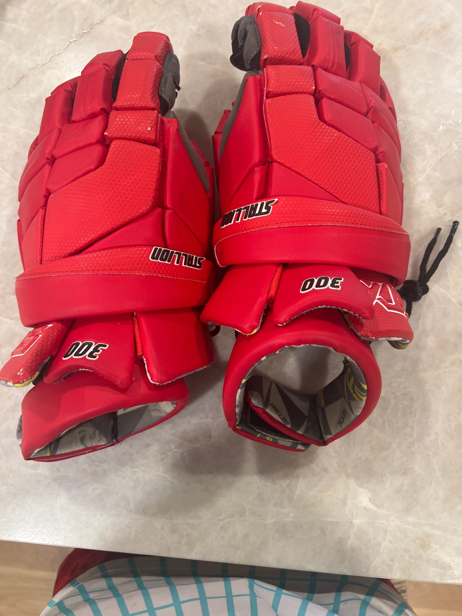 Used Player's STX Stallion 300 Lacrosse Gloves 13"