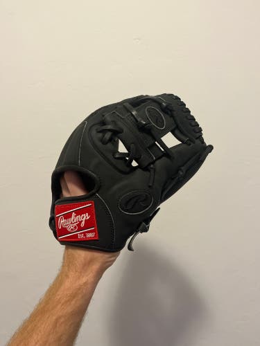 Rawlings heart of the hide 11.25 baseball glove