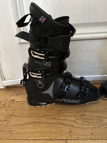 Men's Powder Stiff Flex Hawx Ultra XTD 130 Ski Boots