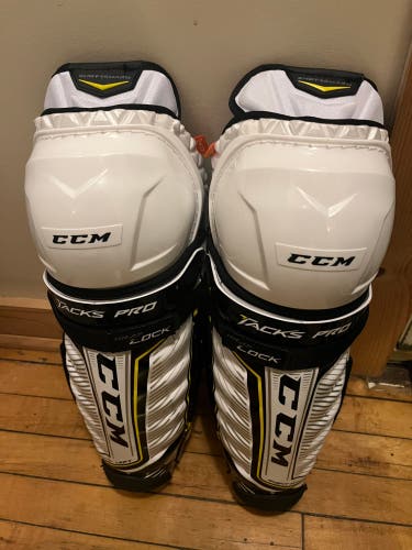 Used CCM 15" Pro Stock Tacks Shin Pads