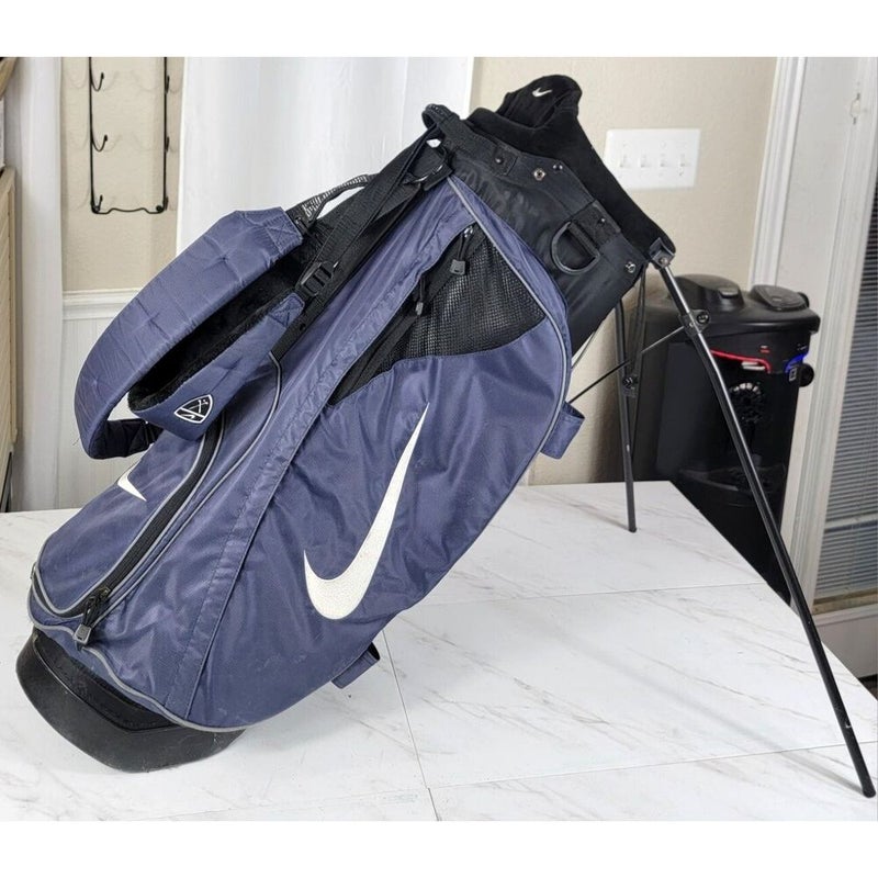 NICE! Nike Golf Bag With Double Shoulder Strap