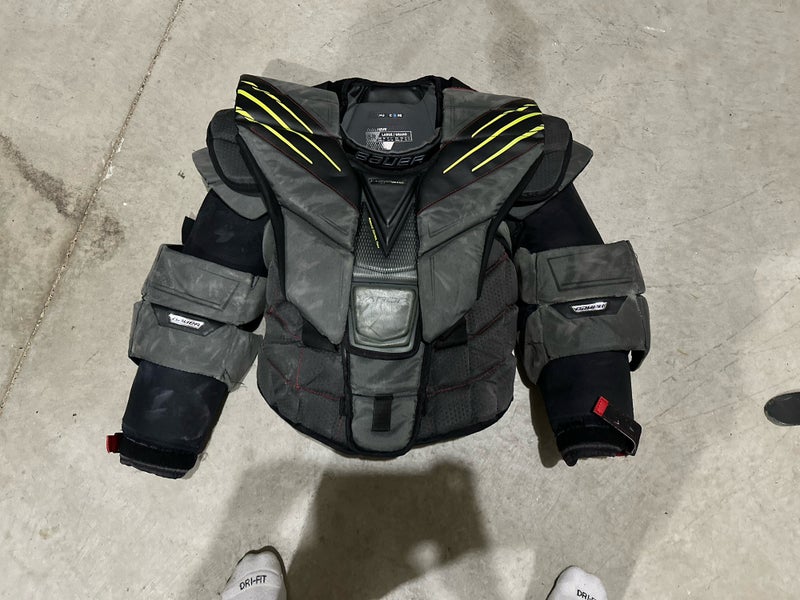 Used Large Bauer Pro Stock Hyperlite Goalie Chest Protector