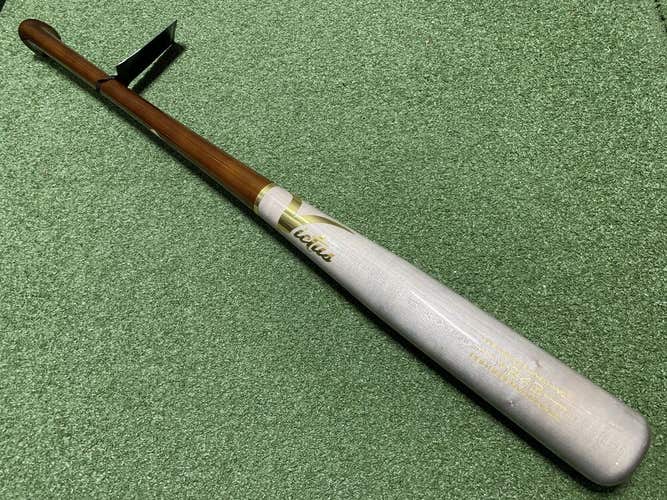Victus Pro Reserve V243 Axe Handle Maple Wood Baseball Bat - 32" ~ New