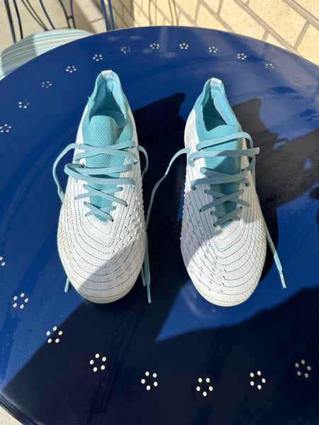 adidas Predator Accuracy.1 Low FG Soccer Cleats—ONLY WORN TWICE