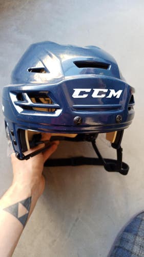 Used Senior Large CCM Tacks 110 Helmet