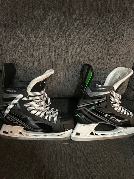 Used CCM Wide Width Pro Stock Size 9.5 RibCor 86K Hockey Skates