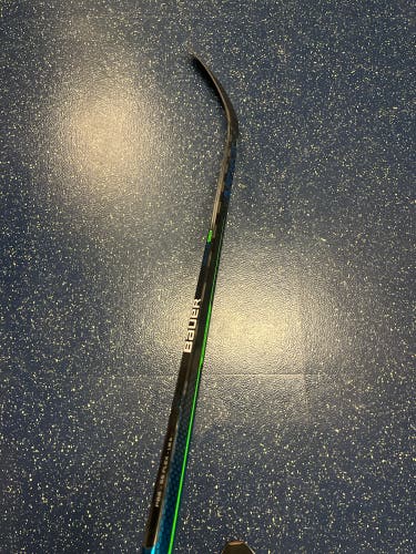Right Handed P88 Nexus Geo Hockey Stick