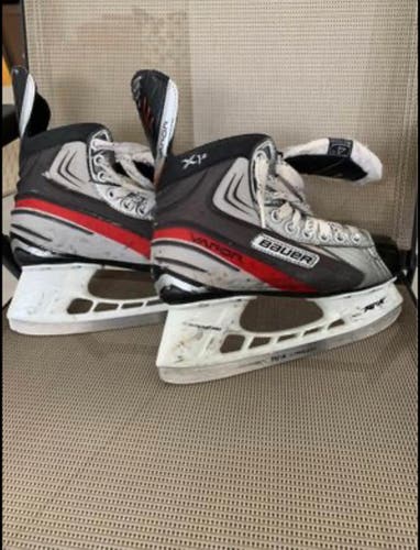 Used Bauer Size 5 Vapor X1.0 Hockey Skates