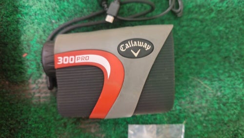 CALLAWAY 300 PRO SLOPE GOLF LASER W Carry BAG