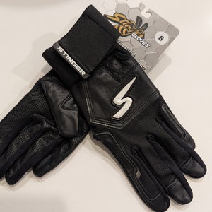 NEW Stinger Sports Adult Small Winder Batting Gloves