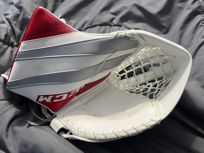 CCM EFlex 5 Hockey Goalie Glove 600 Break Game Ready