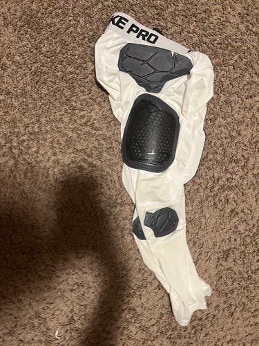 Adult Small Nike Pro Combat Hyperstrong 3.0