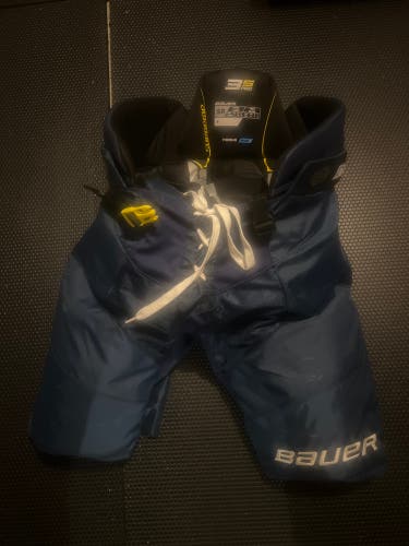 Senior XL Bauer  Supreme 3S Pro Hockey Pants