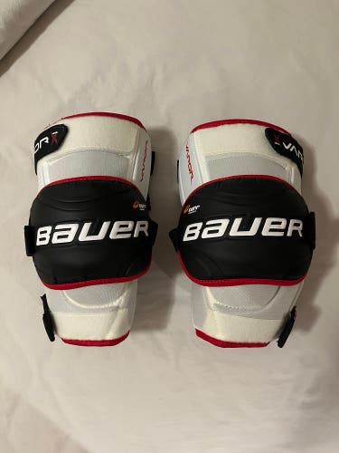 New Senior Bauer Vapor 1x Goalie Knee Pads (No Tags)