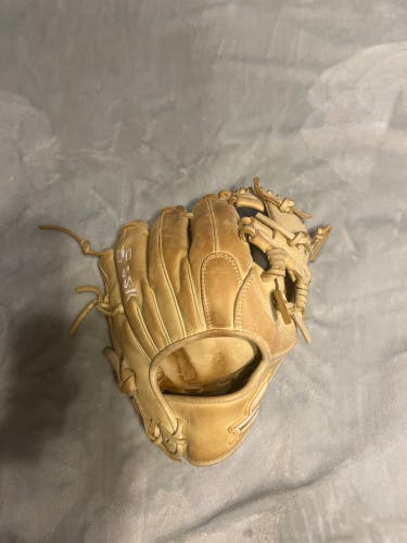 Infield 11.5" White line Baseball Glove