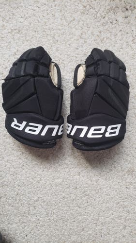 Bauer Vapor X60 Black Hockey Gloves 11” USED