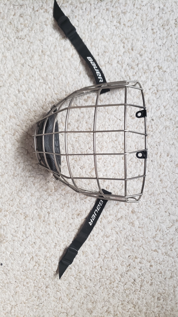 Used Medium Bauer Profile III Facemask Cages, Visors & Shields