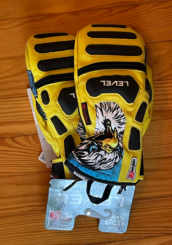 New Medium Adult Unisex Level Gloves Size 7.5