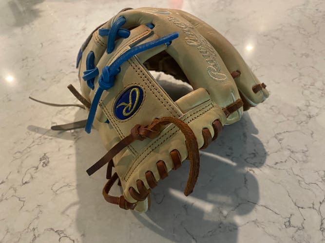 2022 Infield 11.5" Heart of the Hide Baseball Glove