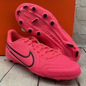 Nike Unisex Junior Legend 9 Club FG MG Size 2.5Y Pink Soccer Cleats New In Box