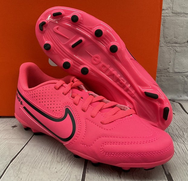 Nike Unisex Junior Legend 9 Club FG MG Size 2.5Y Pink Soccer Cleats New In Box