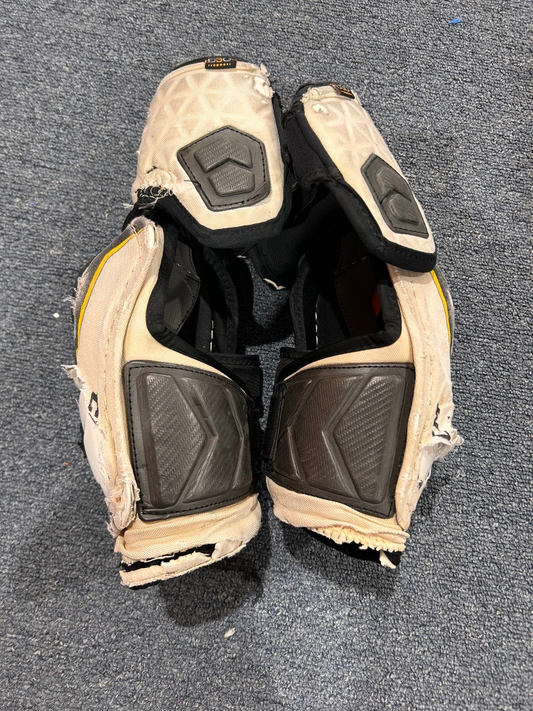 Used Large CCM Ultra Pro Elbow Pads
