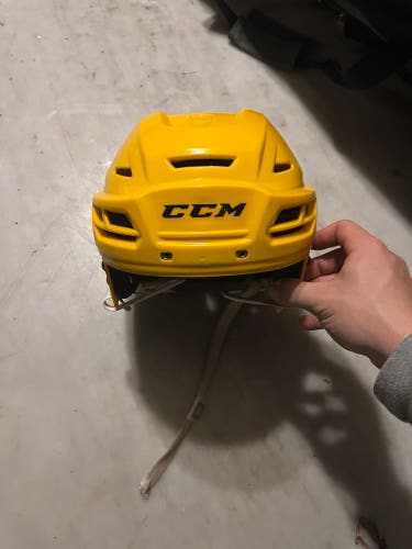 Used Medium CCM  Tacks 310 Helmet