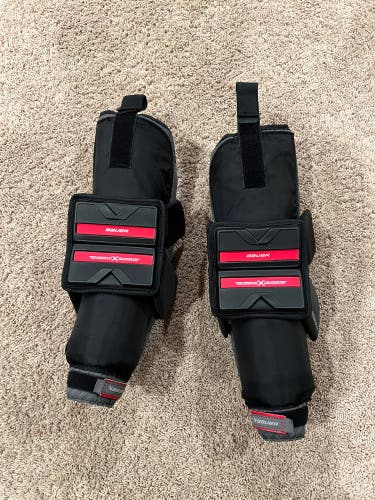 New Large Bauer hyperlite 2 chest protector arms